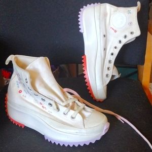 chucks in bloom converse